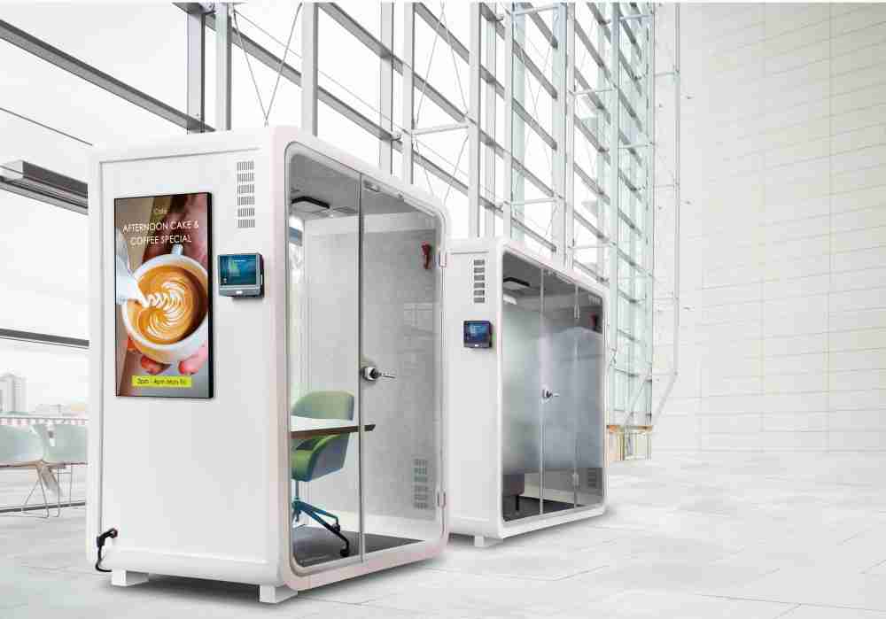 EBpay子公司达擎之智慧行动办公舱，，，采用PDLC智能调光玻璃设计，，，透过通电与断电的电流切换，，，，呈现透明与雾面效果，，，，具节能降耗特性并兼顾隐私，，确保信息安全